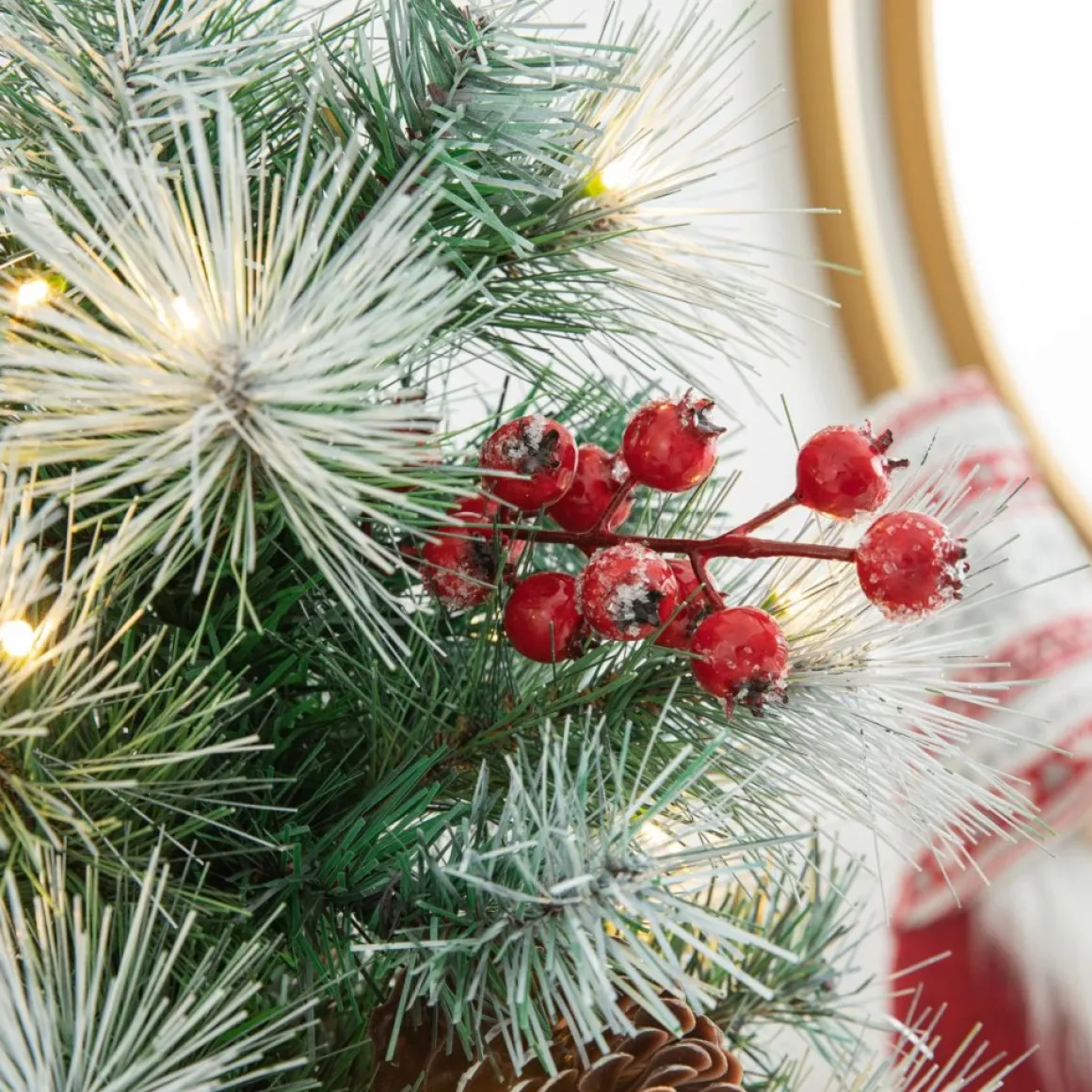 Glitzhome 5Ft Pre-Lit Artificial Christmas Porch Tree With Pinecones